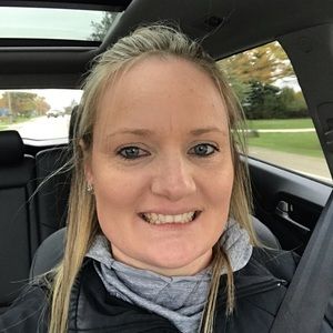 Meet your Posher, Sandra